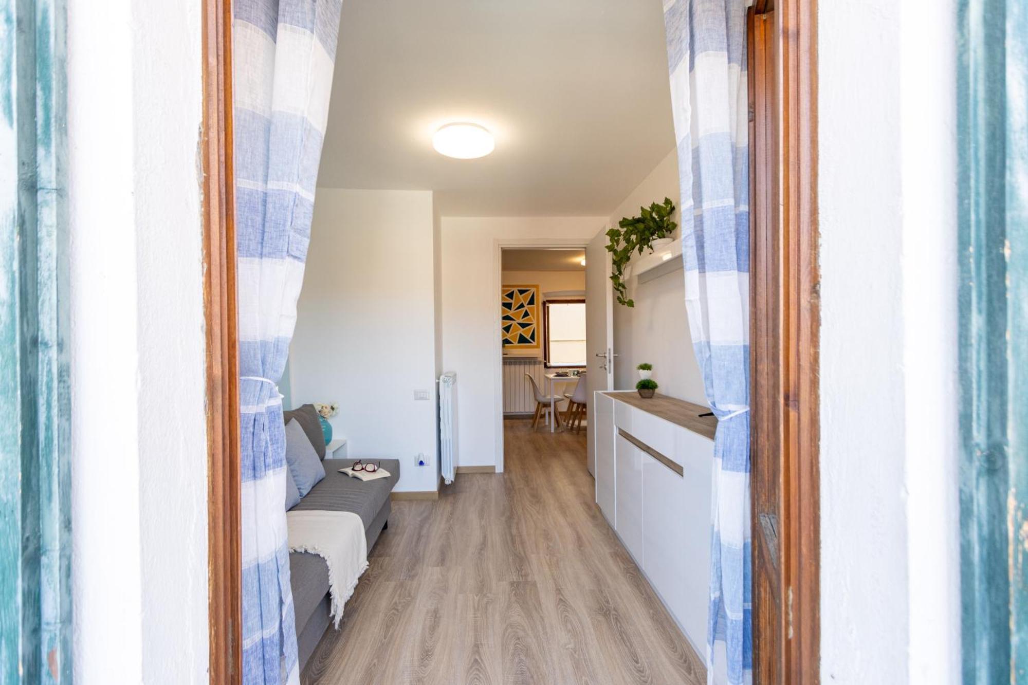 Golden Lake - Luxury Apartment ☆☆☆☆☆ - 100M From The Lake バヴェーノ エクステリア 写真
