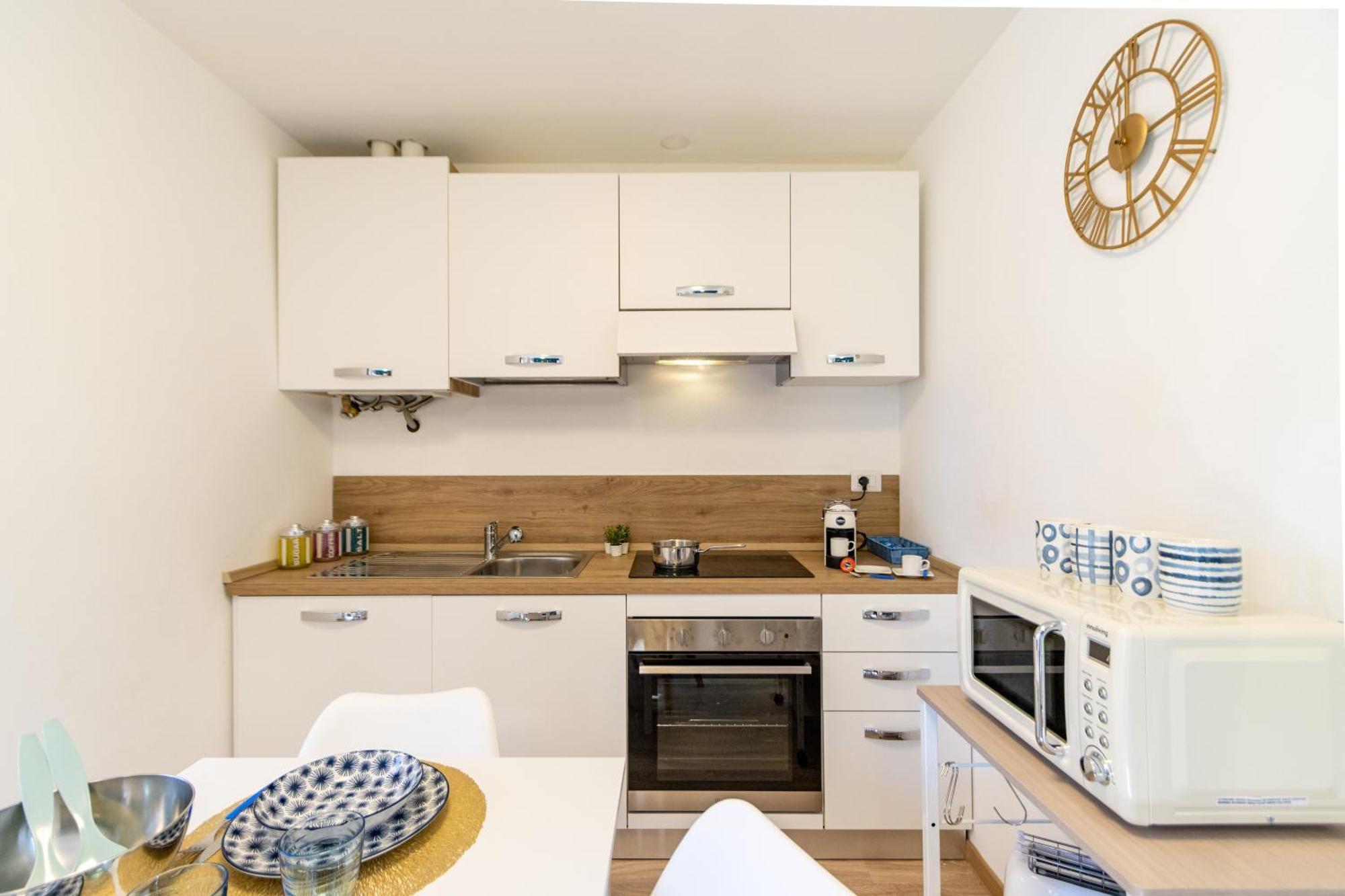 Golden Lake - Luxury Apartment ☆☆☆☆☆ - 100M From The Lake バヴェーノ エクステリア 写真