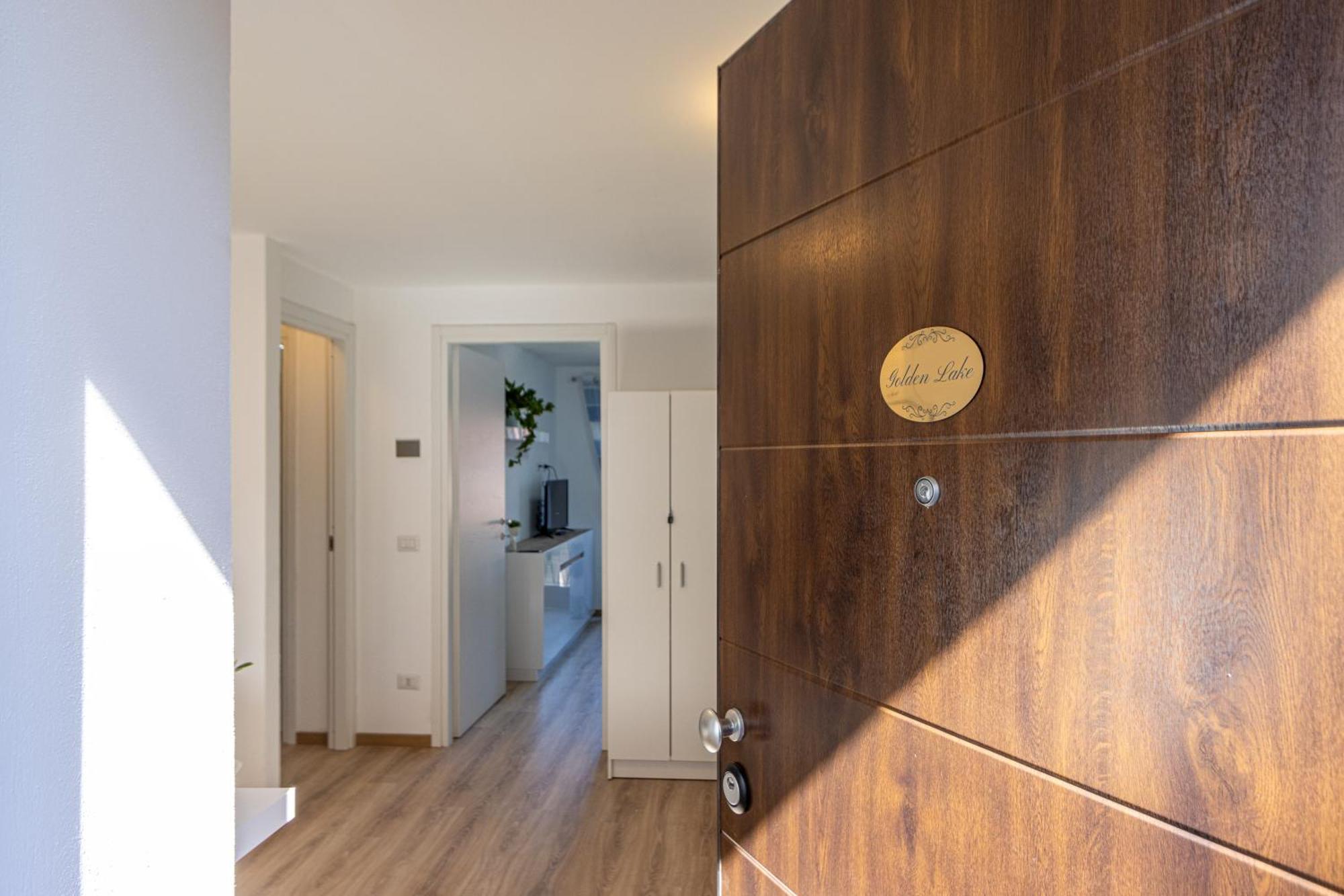 Golden Lake - Luxury Apartment ☆☆☆☆☆ - 100M From The Lake バヴェーノ エクステリア 写真